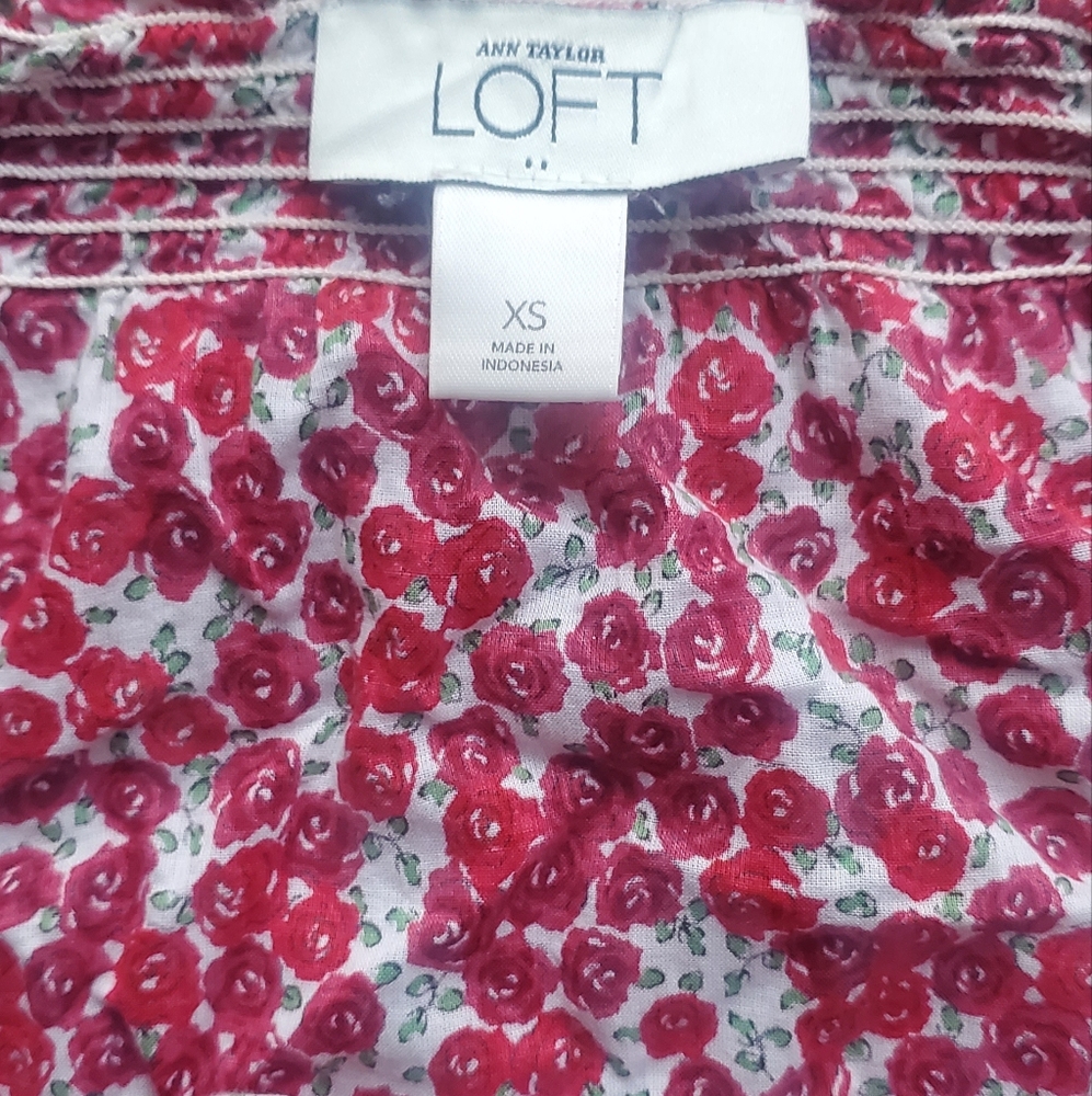 LOFT Red and White Floral Blouse - Picture 2 of 3
